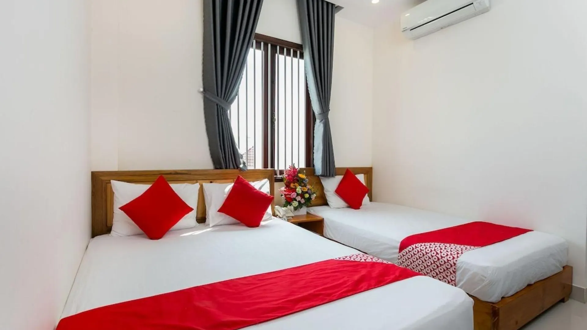 Sunshine Beach Da Nang 2*,